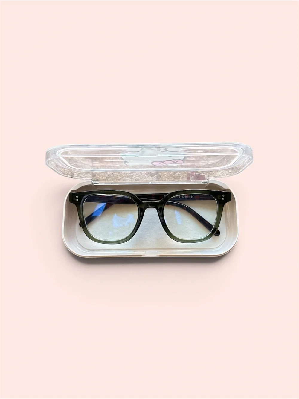 Hello Kitty Clear Glasses Case